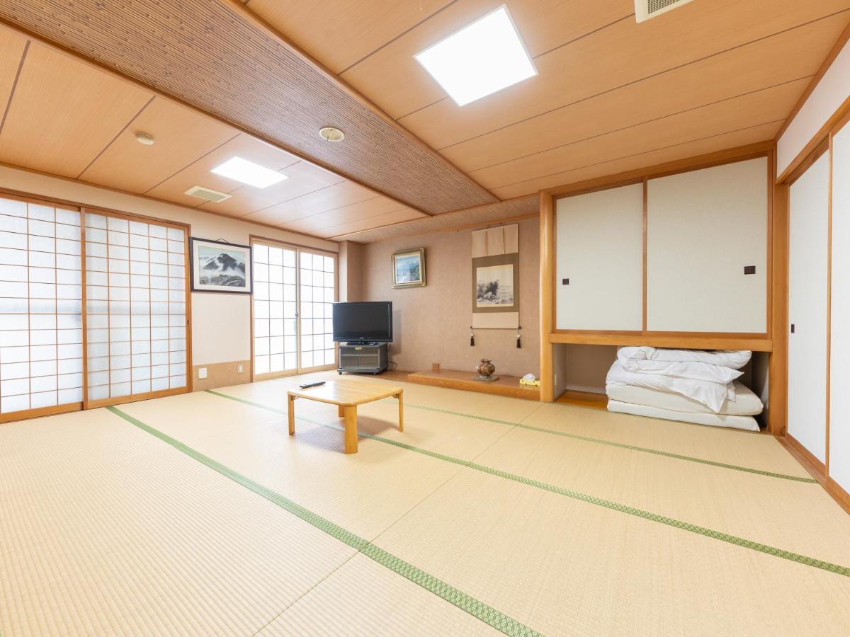 Ryosou Minatosou Joetsu Hotell Exteriör bild